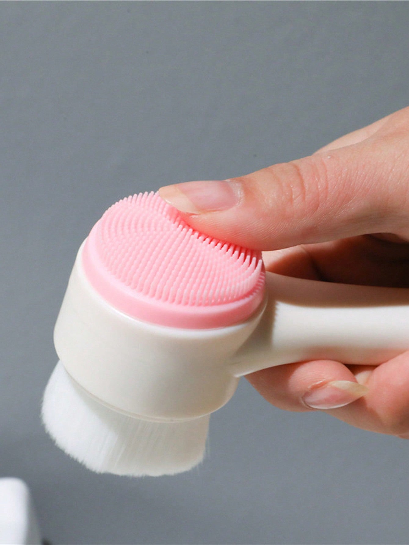 2 in 1 Face Cleansing Brush, 1Pc Facial Cleansing Exfoliating Brush with Ultra Fine Soft Pore Deep Cleansing Silicone Double Side Face Wash Scrub Brush for Massaging, Skincare Makeup Removal